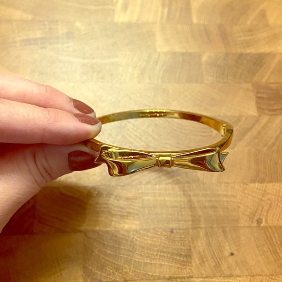 Kate Spade Bow Bangle - Picture 1 of 6